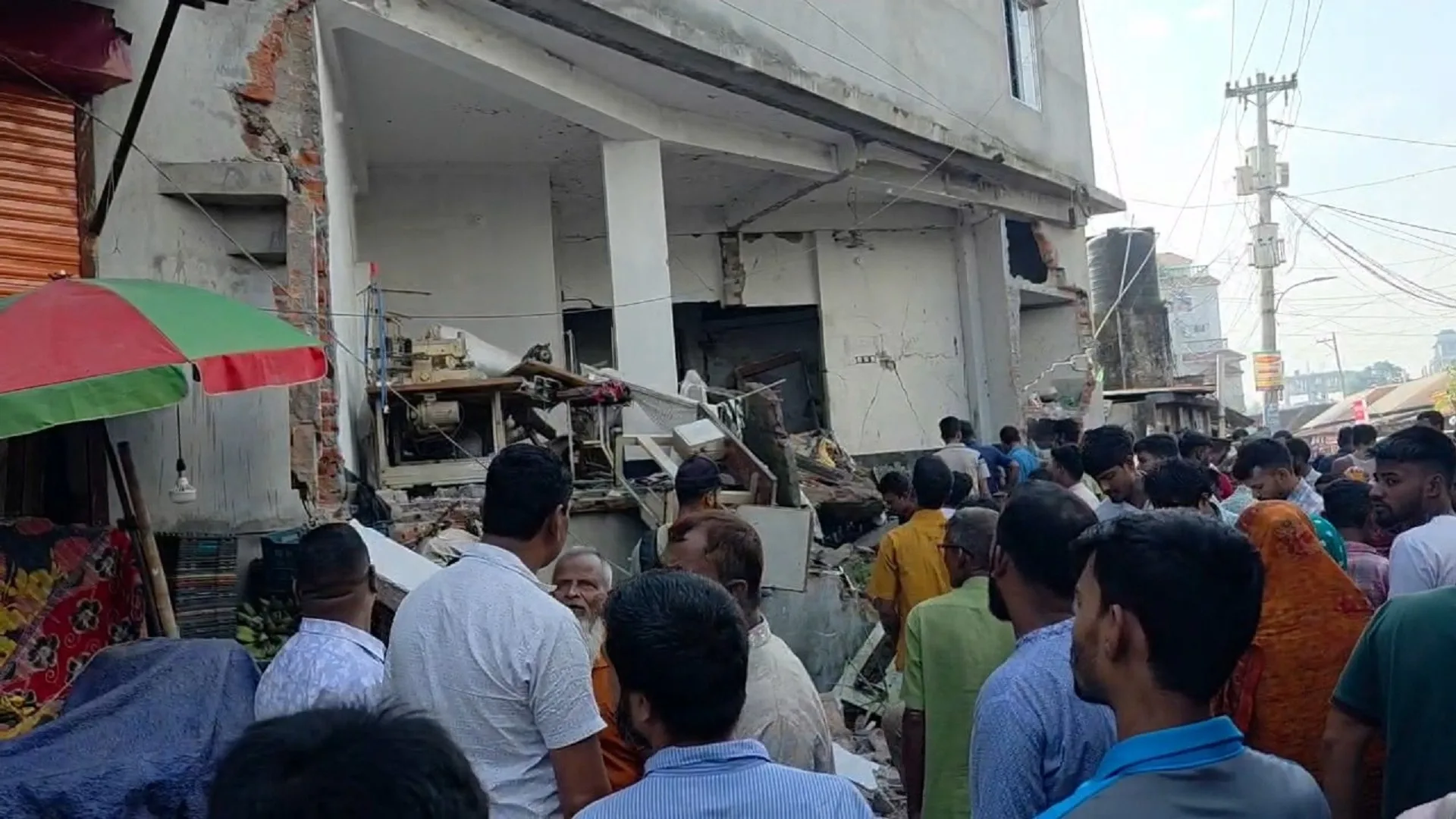 সেপটিক ট্যাংক বিস্ফোরণে প্রাণ গেলো পোশাক শ্রমিকের